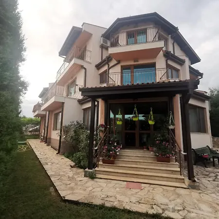 Affordable With Bbq 5 Min Drive From Lusi Warna