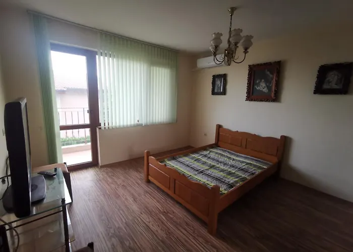 Affordable With Bbq 5 Min Drive From Lusi Panzió