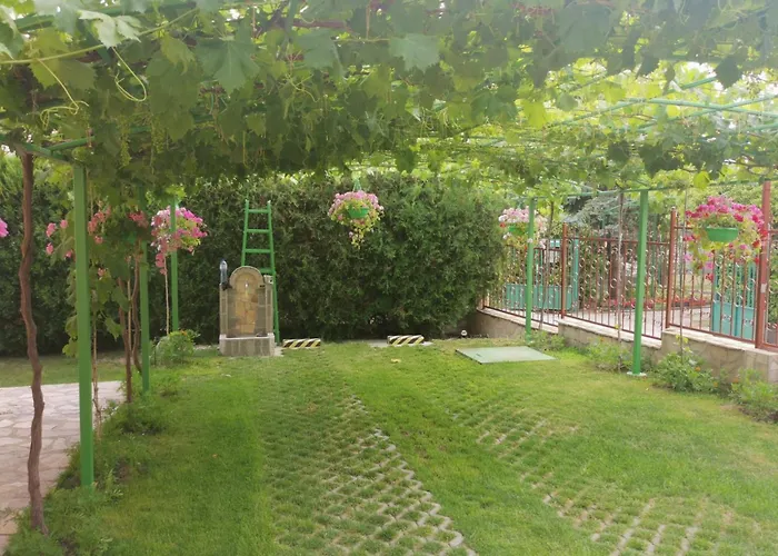 Affordable With Bbq 5 Min Drive From Lusi 3* Várna