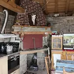 Bed & Breakfast Affordable With Bbq 5 Min Drive From Lucy