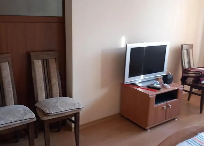 Affordable With Bbq 5 Min Drive From Lusi 瓦爾納