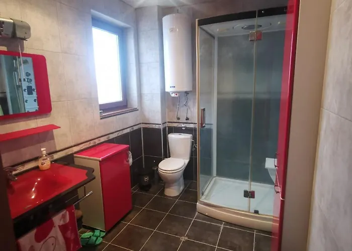 Affordable With Bbq 5 Min Drive From Lusi 住宿加早餐酒店